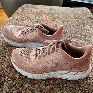 Hoka Clifton 7